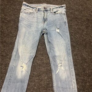 Old Navy Light Blue Distressed Skinny Jeans